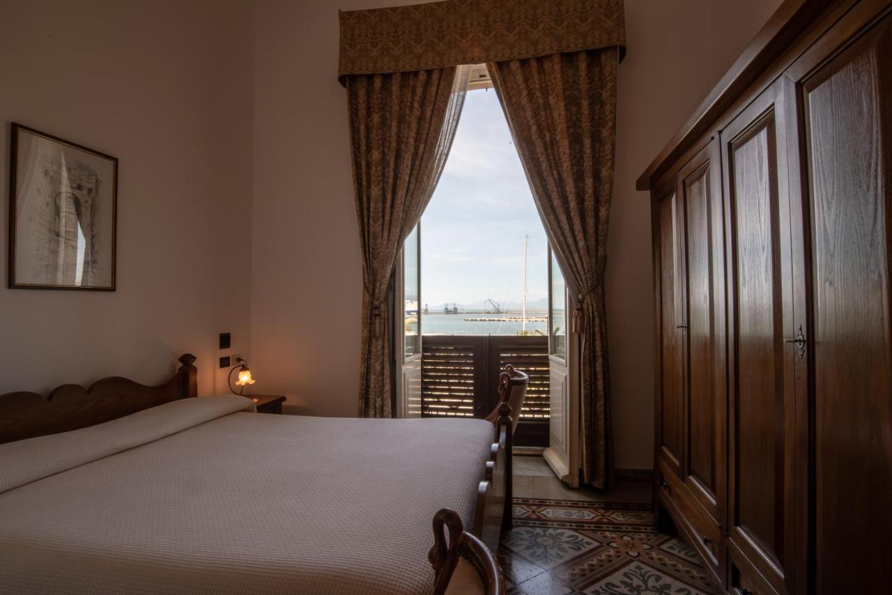 Hotel Aer Bj Vittoria Cagliari Kültér fotó