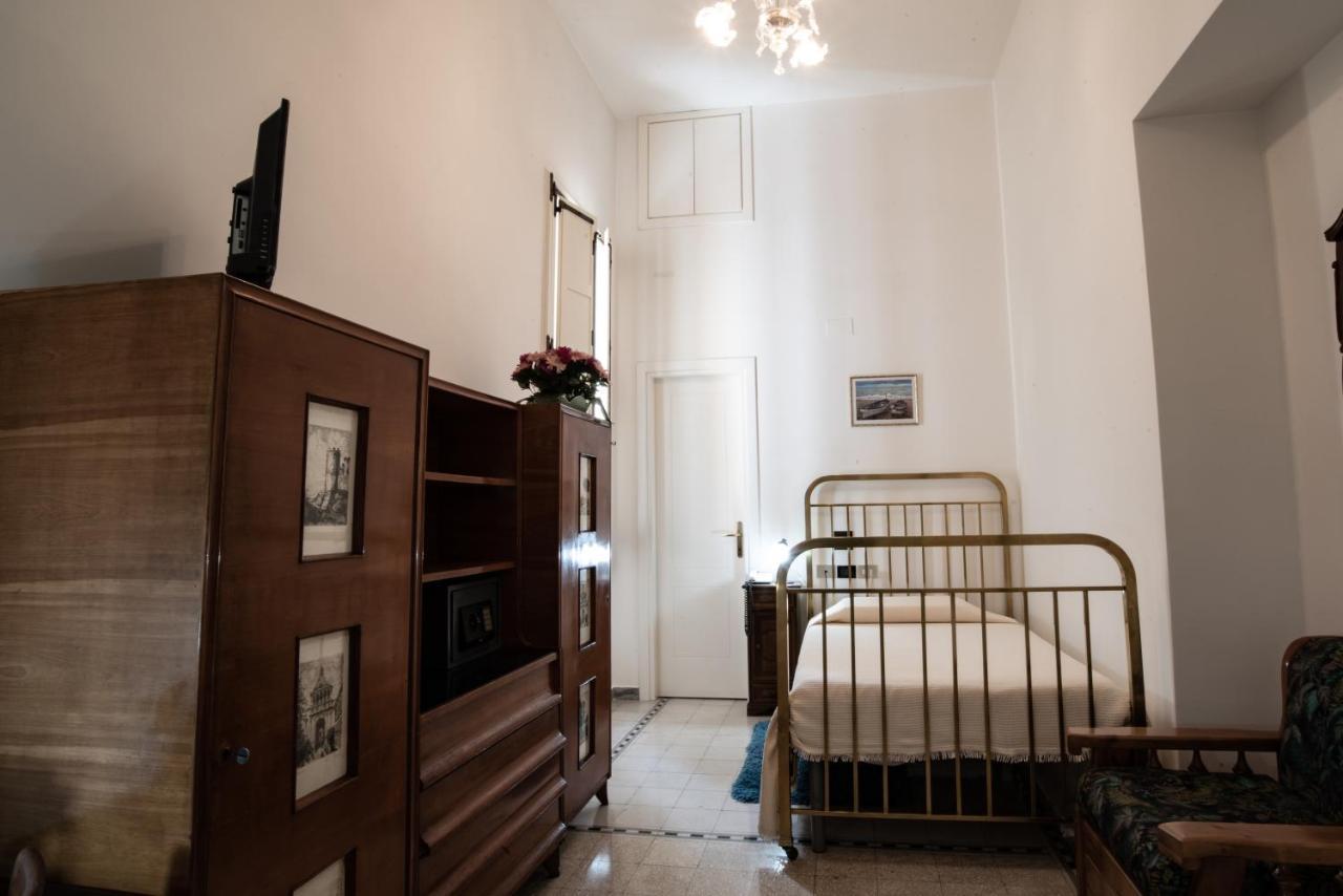 Hotel Aer Bj Vittoria Cagliari Kültér fotó