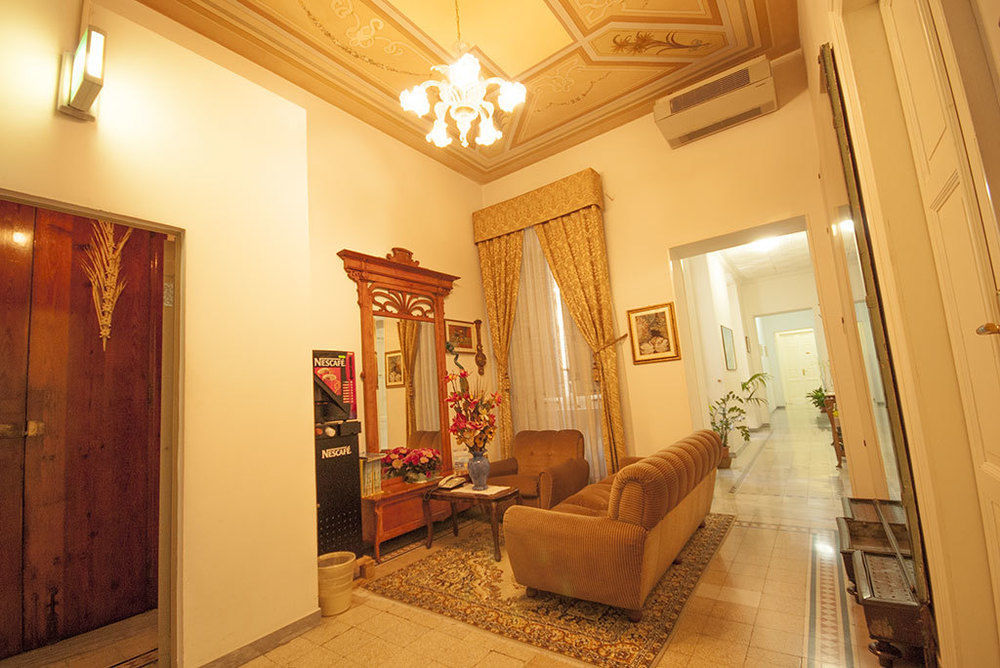 Hotel Aer Bj Vittoria Cagliari Kültér fotó