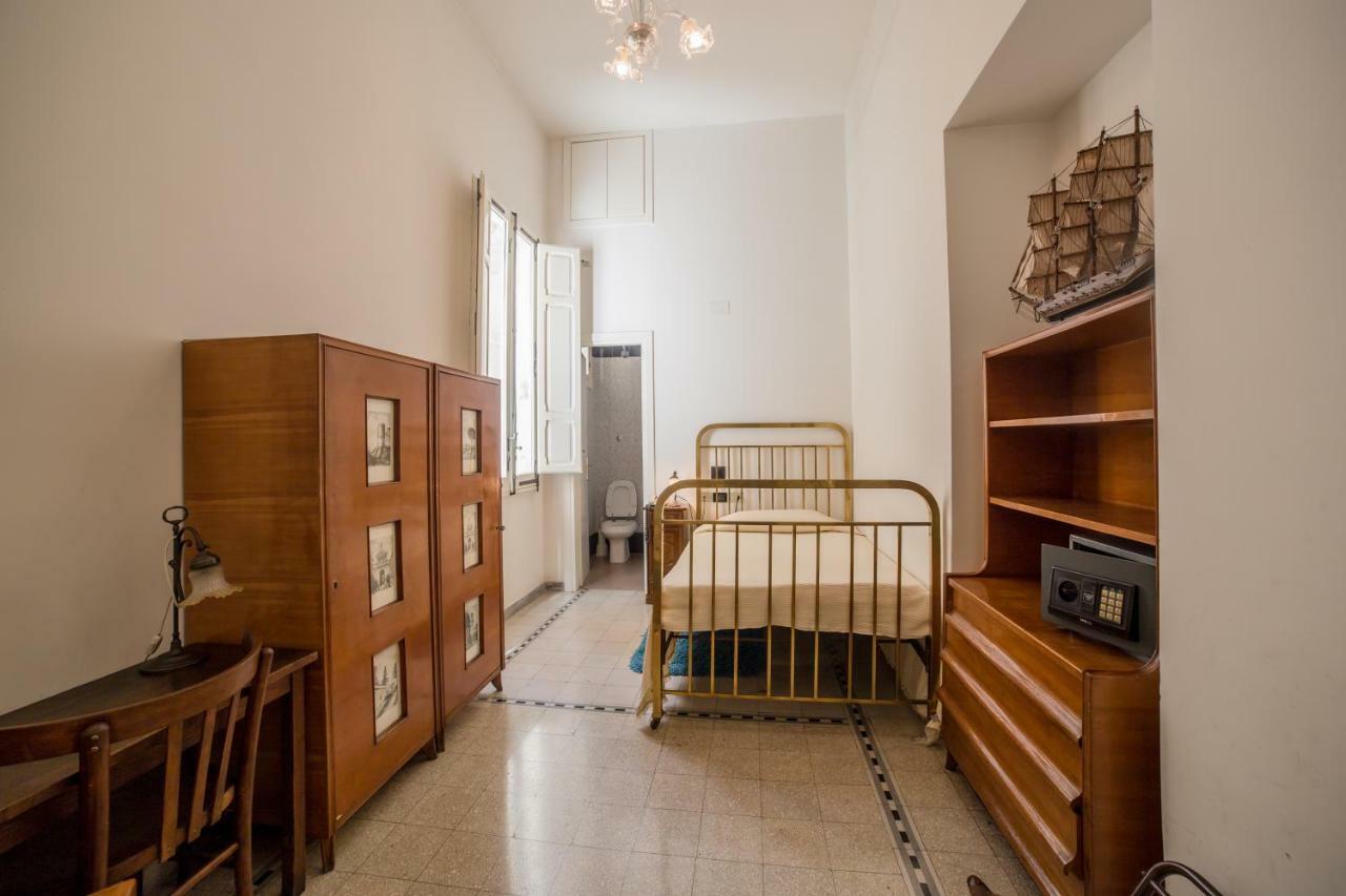 Hotel Aer Bj Vittoria Cagliari Kültér fotó